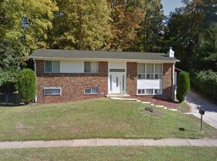 6821 Barnack Dr, Springfield, VA 22152