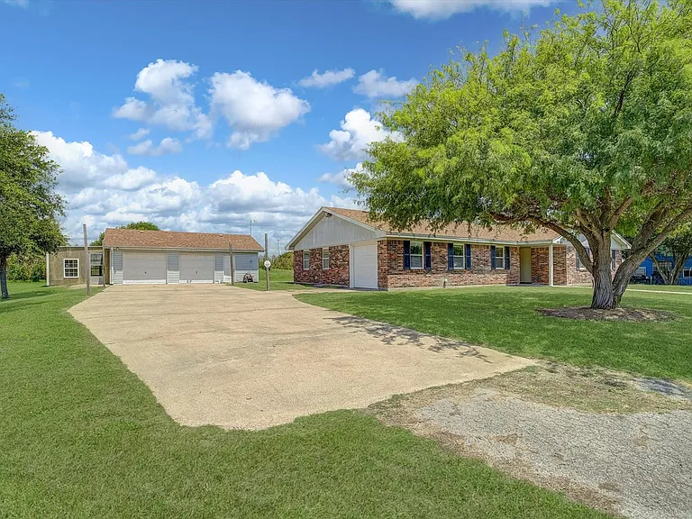 827 Pickney Ave — Photo 36