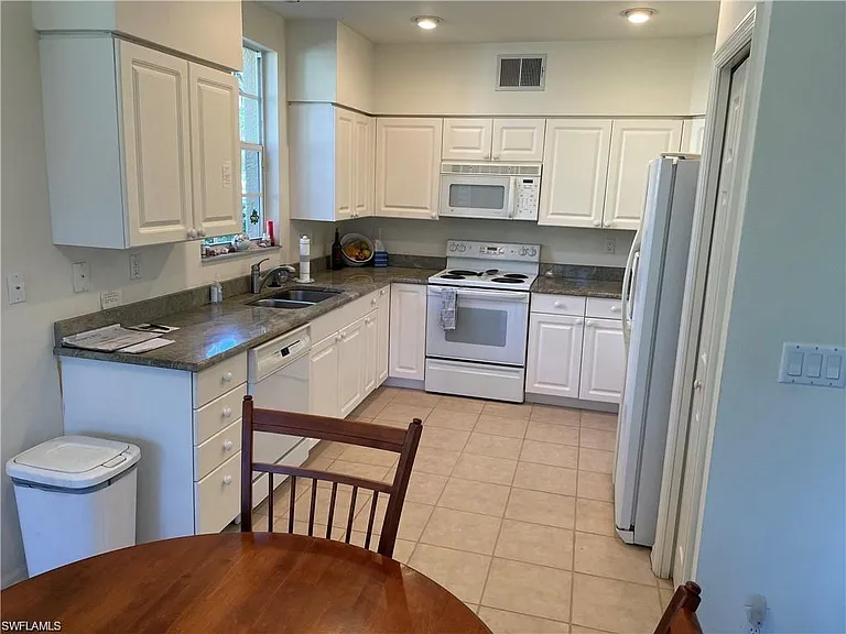 2288 Ashton Oaks Ln #7-103 — Photo 7