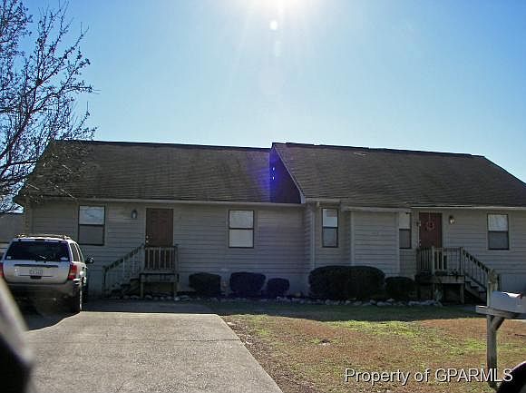 1st image of 208 Wyndham Cir #B
