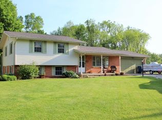 2305 W Clearview Dr, Marion, IN 46952