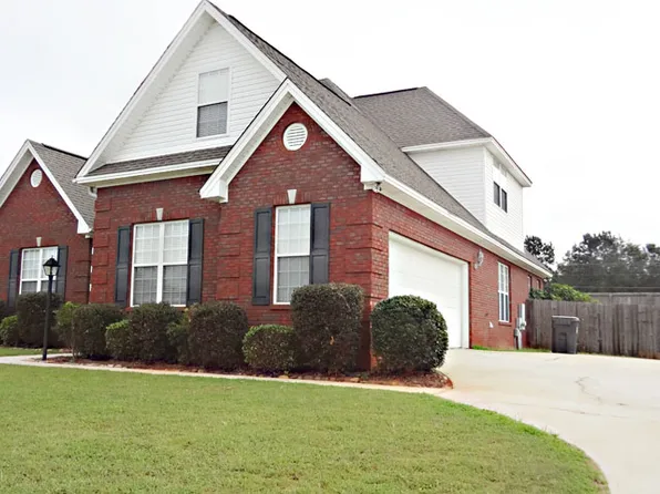 135 Granite Way, Wetumpka, AL 36093