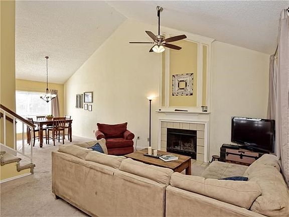 5th image of 2516 Jacqueline Dr
