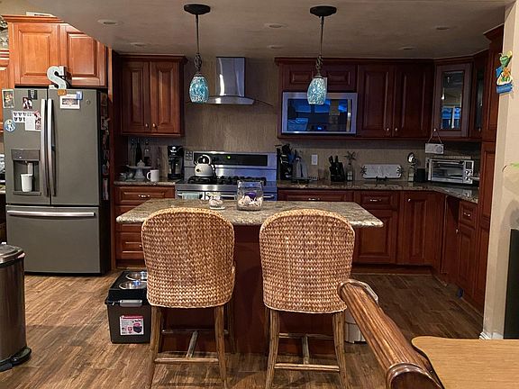 4th image of 4012 Liggett Dr