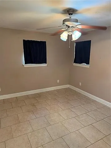 5661B Woodlawn Pl — Photo 3