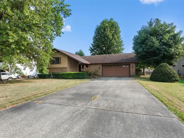 2105 Bainbridge Rd, Jackson, MO 63755