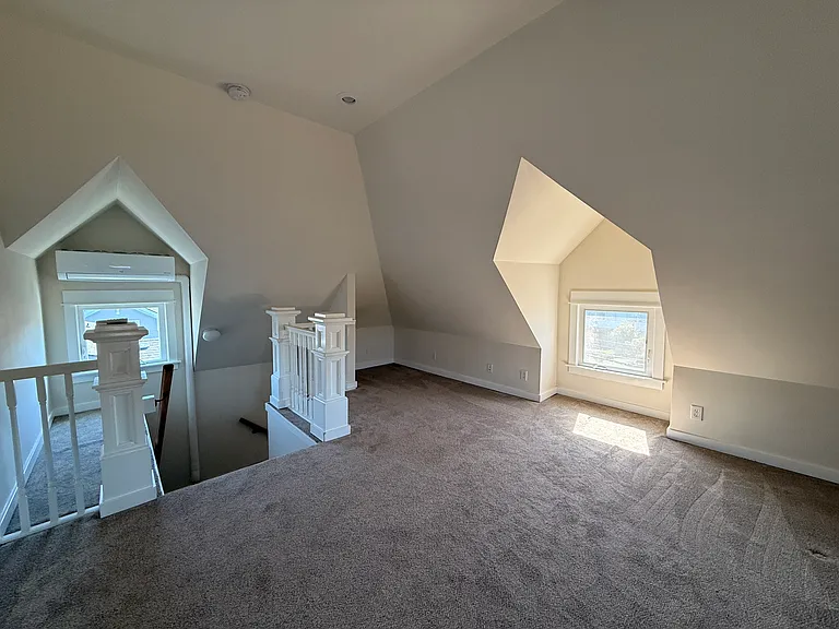 3705 McKinley Ave — Photo 5