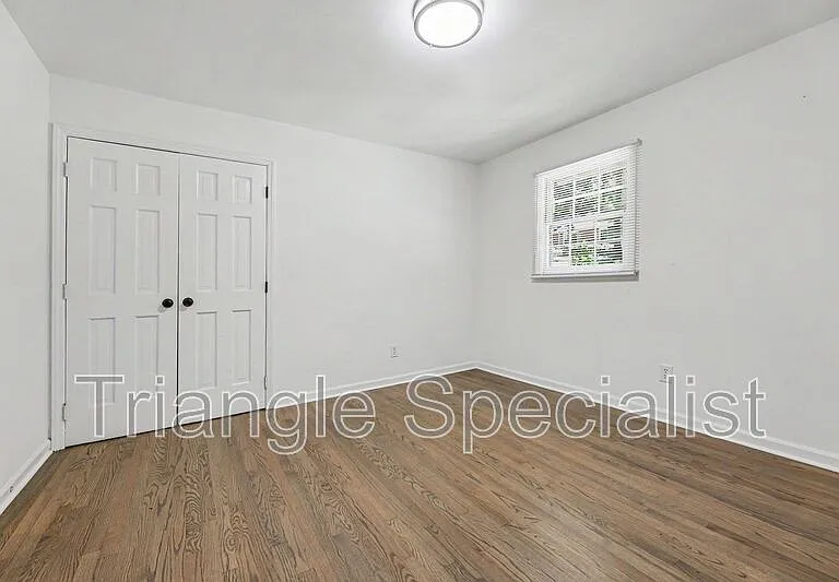 1012 Askham Dr — Photo 9