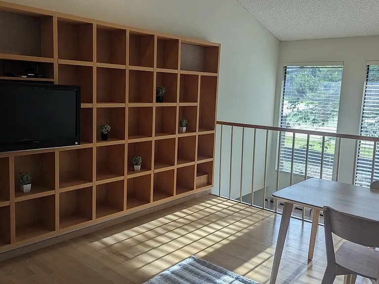 564 Sand Hill Cir — Photo 20