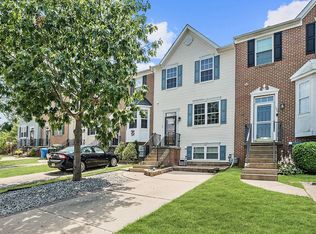 102 Stoneshire Dr, Glassboro, NJ 08028