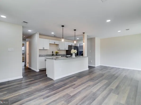 3243 Indian King Ct, Waldorf, MD 20602