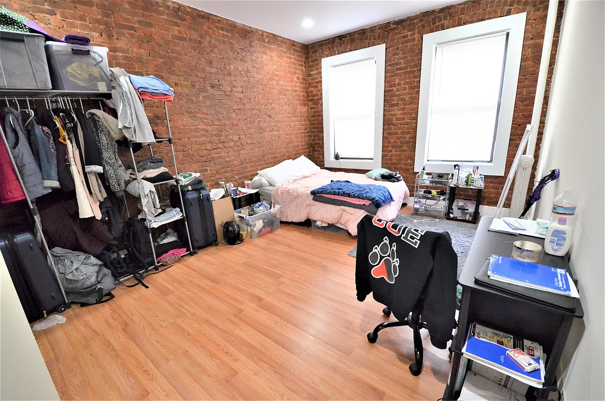 Photo 2 of 20 - 103 Hemenway St #7 - Boston, MA Building Photo - 103 Hemenway St #7