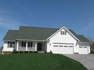 4183 Appleberry Dr, Erie, PA