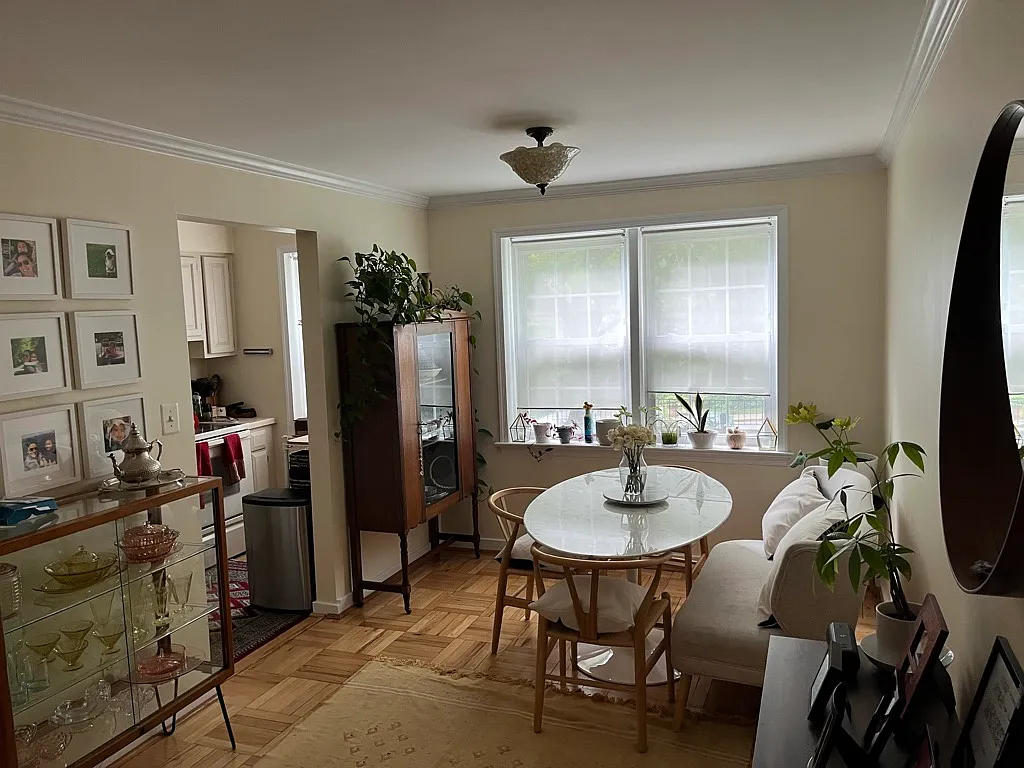 2 bed, 864 sqft, $2,100 — Photo 3
