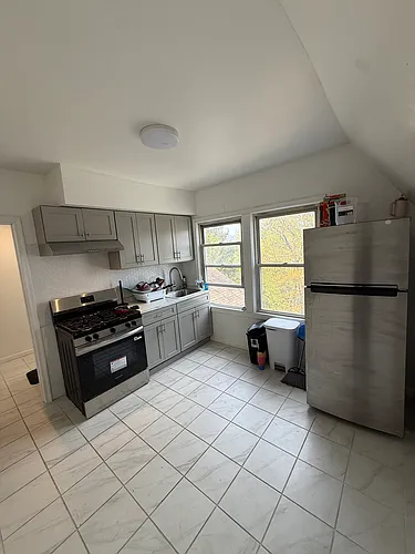 795 S Main St #4 Photo 1