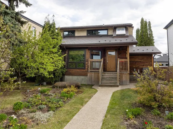 9327 75th Ave NW, Edmonton, AB T6E 1H3