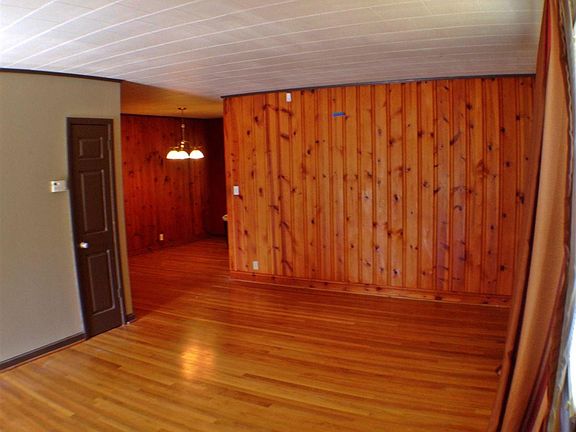 4th image of 304 Osage Trl
