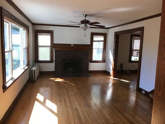 4th image of 15 Fairfield Ave