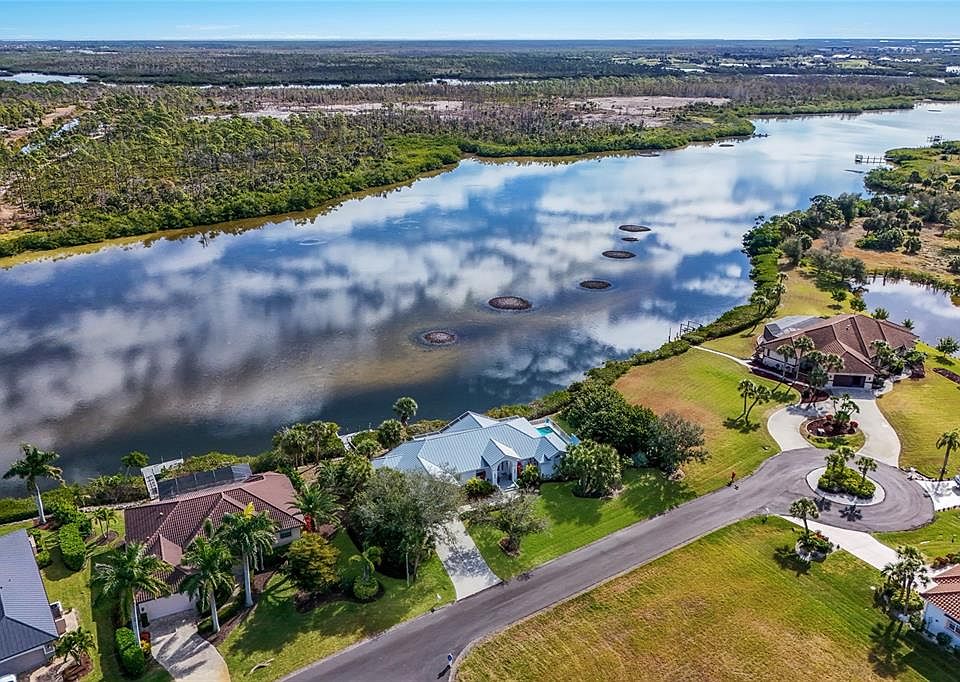 1st image of 270 CORAL CREEK DRIVE