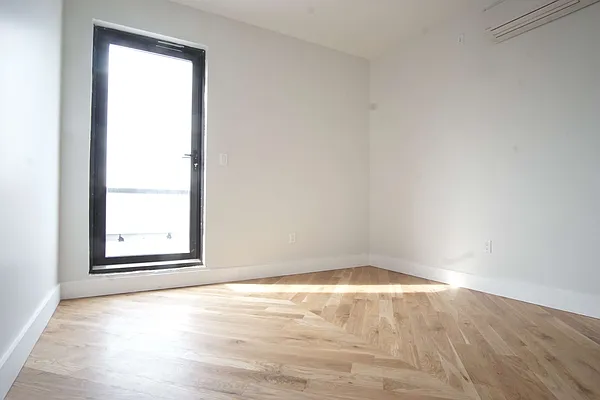 Rented by Lofts and Flats LLC | media 34