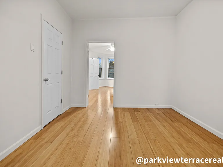 453 43rd St #3 — Photo 10