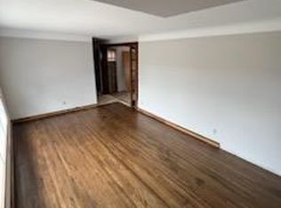 5401 45th Ave N, Robbinsdale, MN 55422