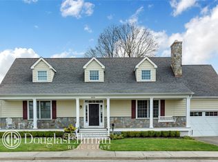 168 N 1st St, Bethpage, NY 11714