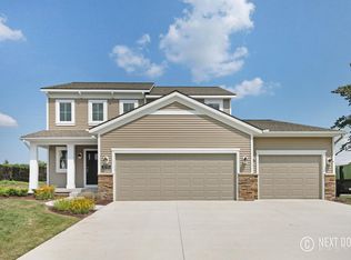 3770 Danbridge Dr, Lansing, MI 48906