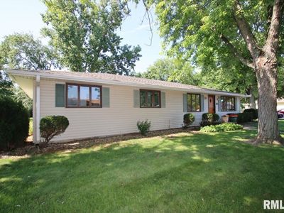 2500 Willow St, Pekin, IL, 61554
