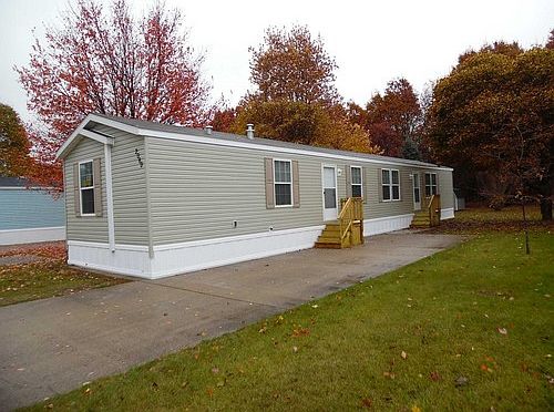 2nd image of 2090 Arrowhead Dr