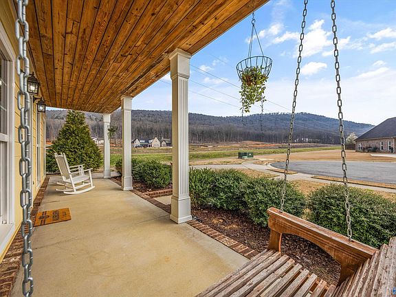 2nd image of 17 Alex Spring Pl SE