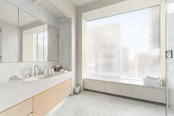 Sold by Modlin Group | media 25