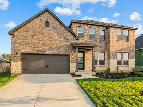 222 Kari Drive, Castroville, TX 78009