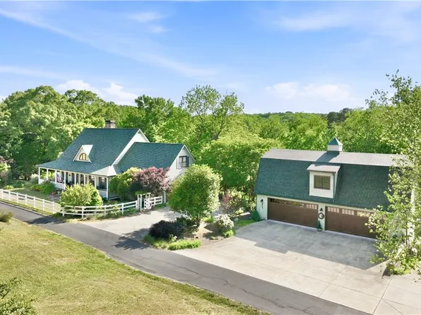 5618 Burke Ln, Gainesville, GA 30506