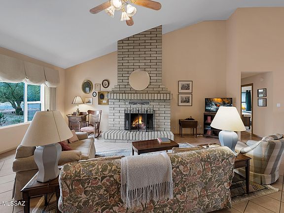 3rd image of 12390 E Avenida De La Vista Verde