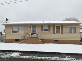 1024 Grant St, Hazleton, PA 18201