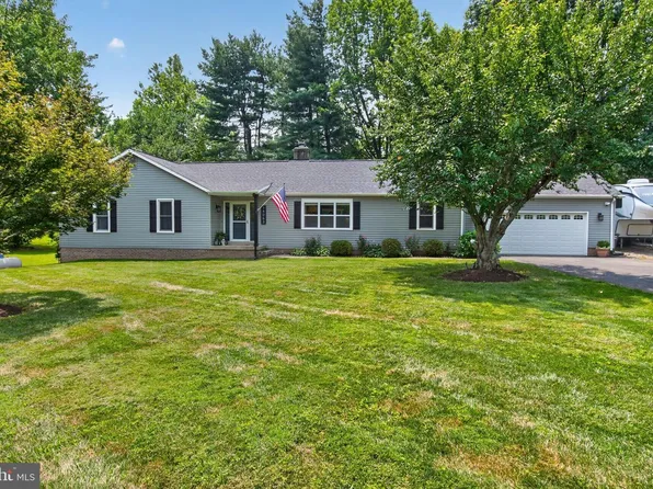 14063 Timothy Dr, Gainesville, VA 20155