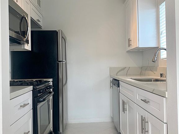 4th image of 5725 Elmer Ave APT 4
