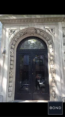 Rented by Bond New York | media 46