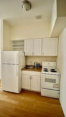 2nd image of 336 W 19th St APT 2D