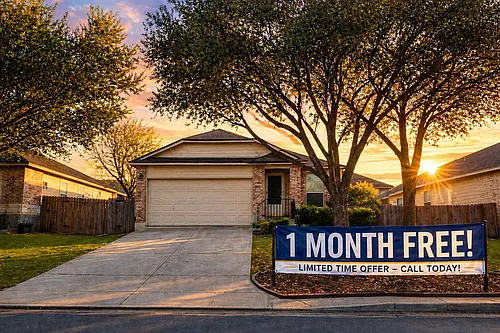 10354 Oakwood Crst Photo 1