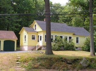 25 Sherburne Ave, Tyngsboro, MA 01879