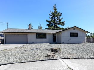 748 SW Heller St, Oak Harbor, WA
