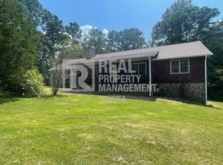 8650 Hopewell Rd, Lizella, GA 31052