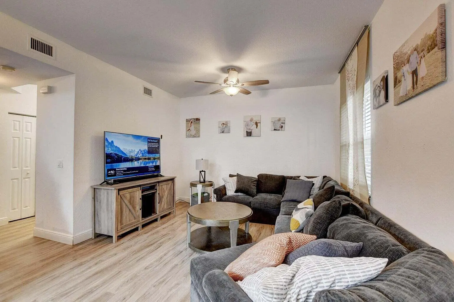 3 bed, 1396 sqft, $2,300 — Photo 4