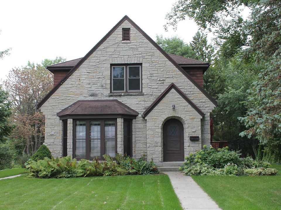 1st image of 339 Riverview Dr