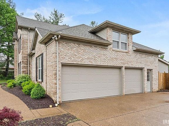 2nd image of 3022 Southern Trace Dr