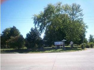 209 S 10th St, Greencastle, IN 46135