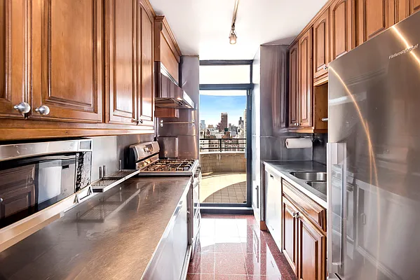 Rented by Douglas Elliman | media 20