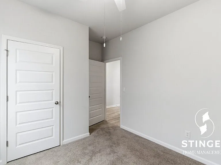 548 Hideaway St — Photo 6